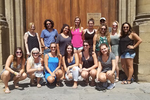 Eastern students pose in Italy.