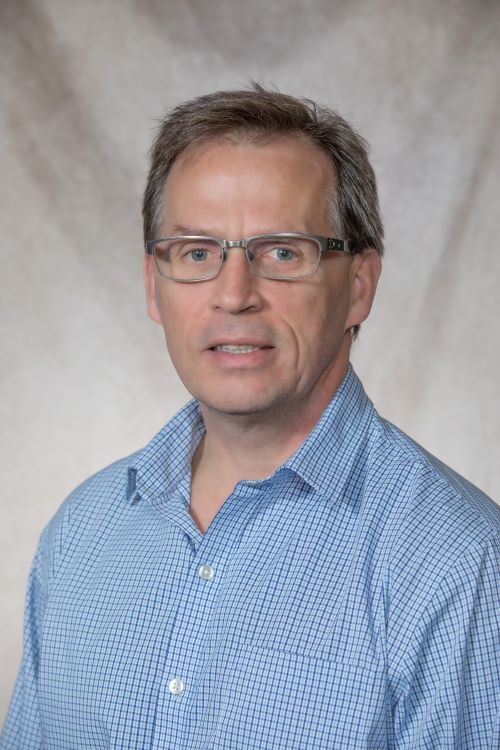 EES Professor Drew Hyatt