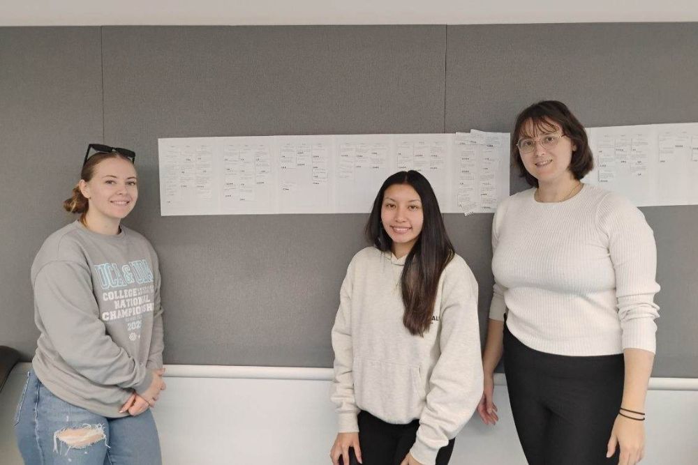 Students in the fall 2025 course "Exploring Open Education," presenting on the Student OER Action Plan.