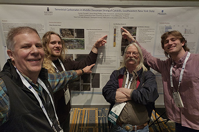Eastern faculty and students represent at Geological Society Conference.. 
