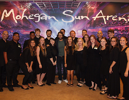 chamber-singers-with-groban-at-mohegan-sun.jpg