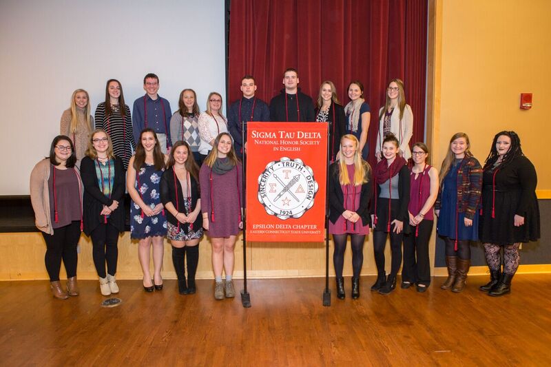 Sigma Tau Delta Induction Ceremony December 6, 2016