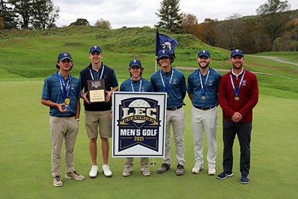 members of the men's golf team