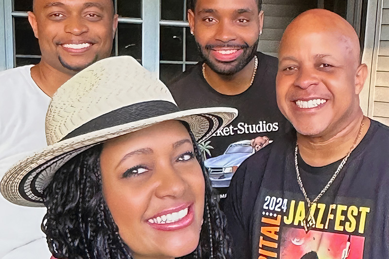 The Bradley Family. Kolin Ebron '12, Maurice Johnson '17, Shanda Hinton '96 and Mark Bradley