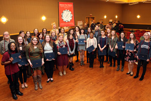 Fall 2018’s cohort of Sigma Tau Delta inductees pose for the camera.