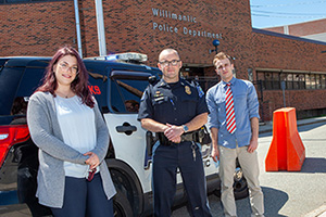 Social work students and police 