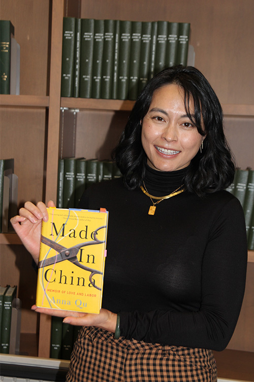 Author Anna Qu