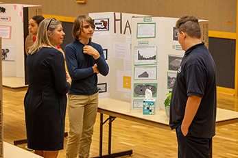 Barrows students and Patty Szczys