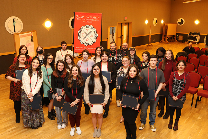 Sigma Tau Delta inductees