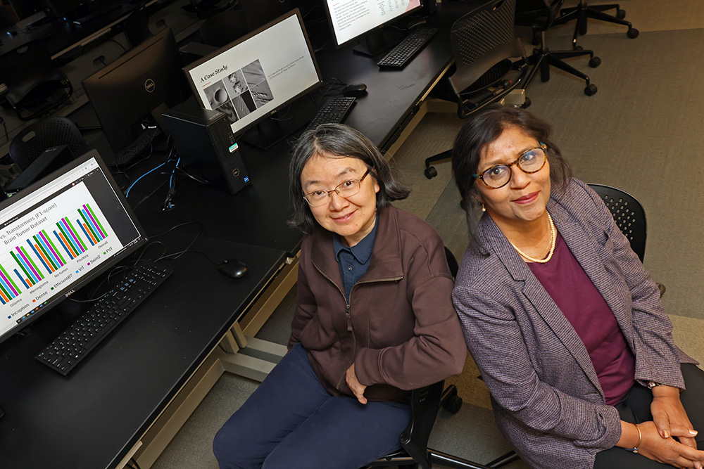 Kehan Gao (left) and Sarah Tasneem