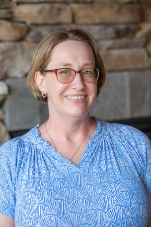 Professor Jennifer Leszczyński