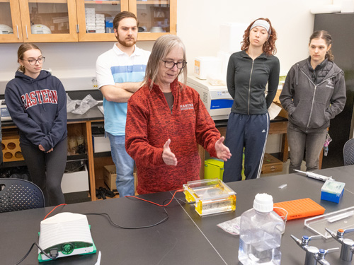 Barbara Murdoch teaching students in a lab